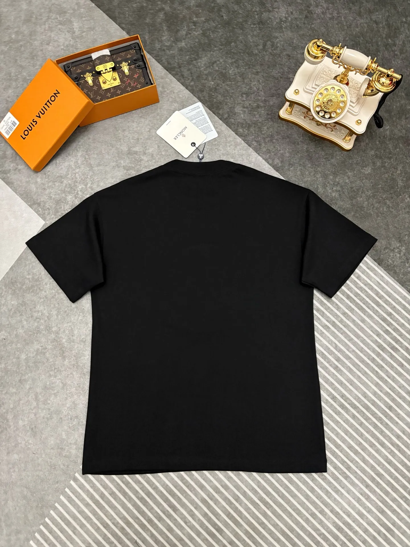 P135💰 MONCLER T 【 Moncler ， 】 New Arrival ， Premium Versatile ， Same Style MONCLER ， T ， ， ， ！ ， ， ， ， ， ， ， ！！ 300 ， ， 。 ， 。 ， ， ！！ Sizes：S、M、L、XL、XXL